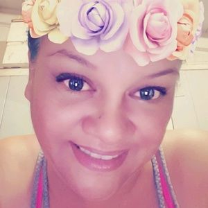 Meet your Posher, Eunice